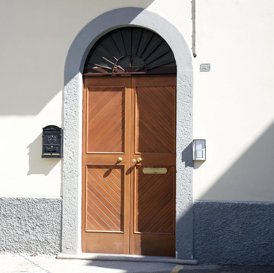 La Casa Sul Sasso In Town Serviced Accommodations Dervio Exterior photo